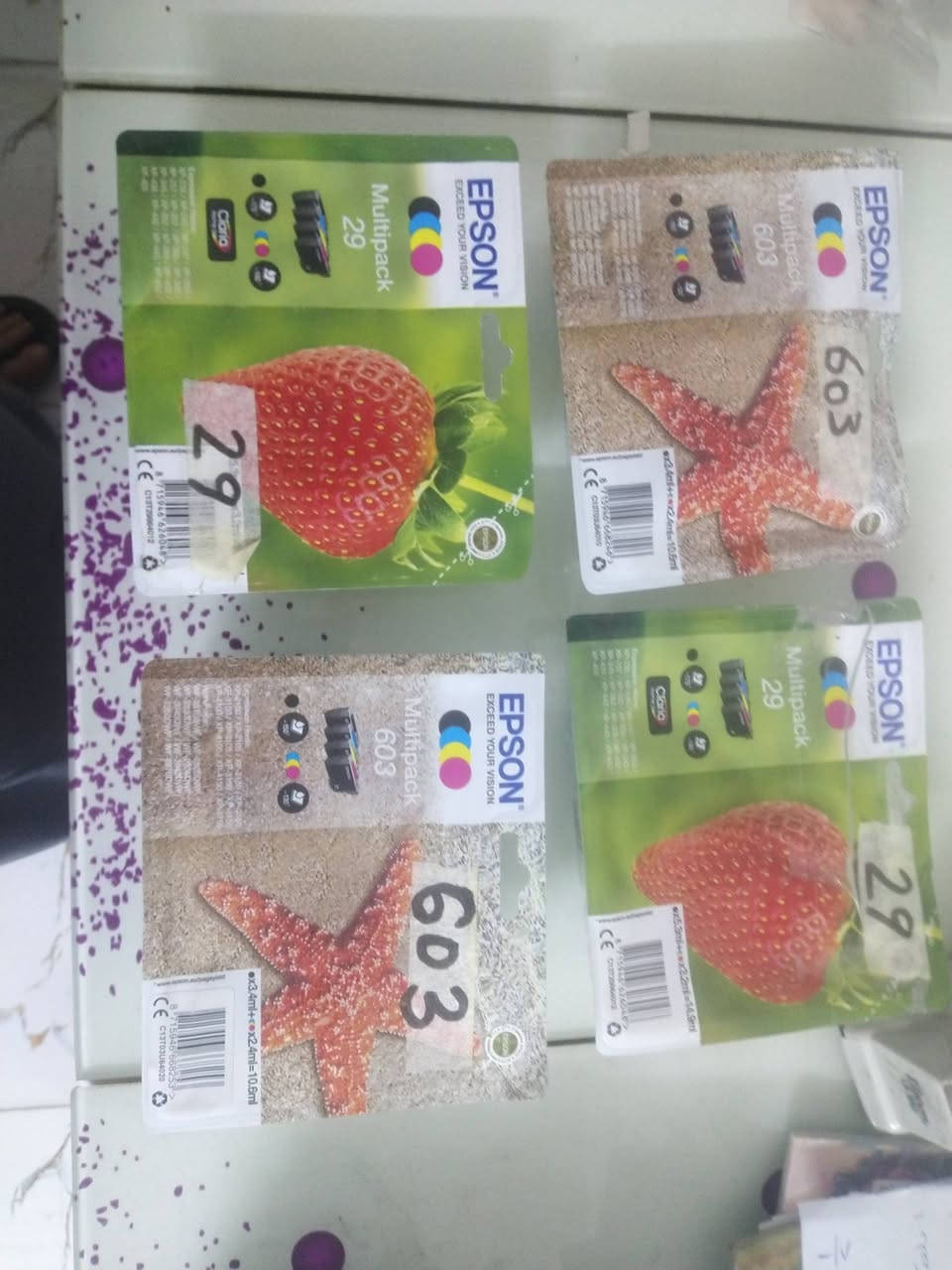 للبيع / كاترجات طابعات ابسون.
تتوفر كاترجات /ابسون /برذر / سامسونك


**إذا كنت صاحب هذا الإعلان وتريد حذفه لأي سبب، رجاءا أرسل رسالة إلى الدعم الفني**