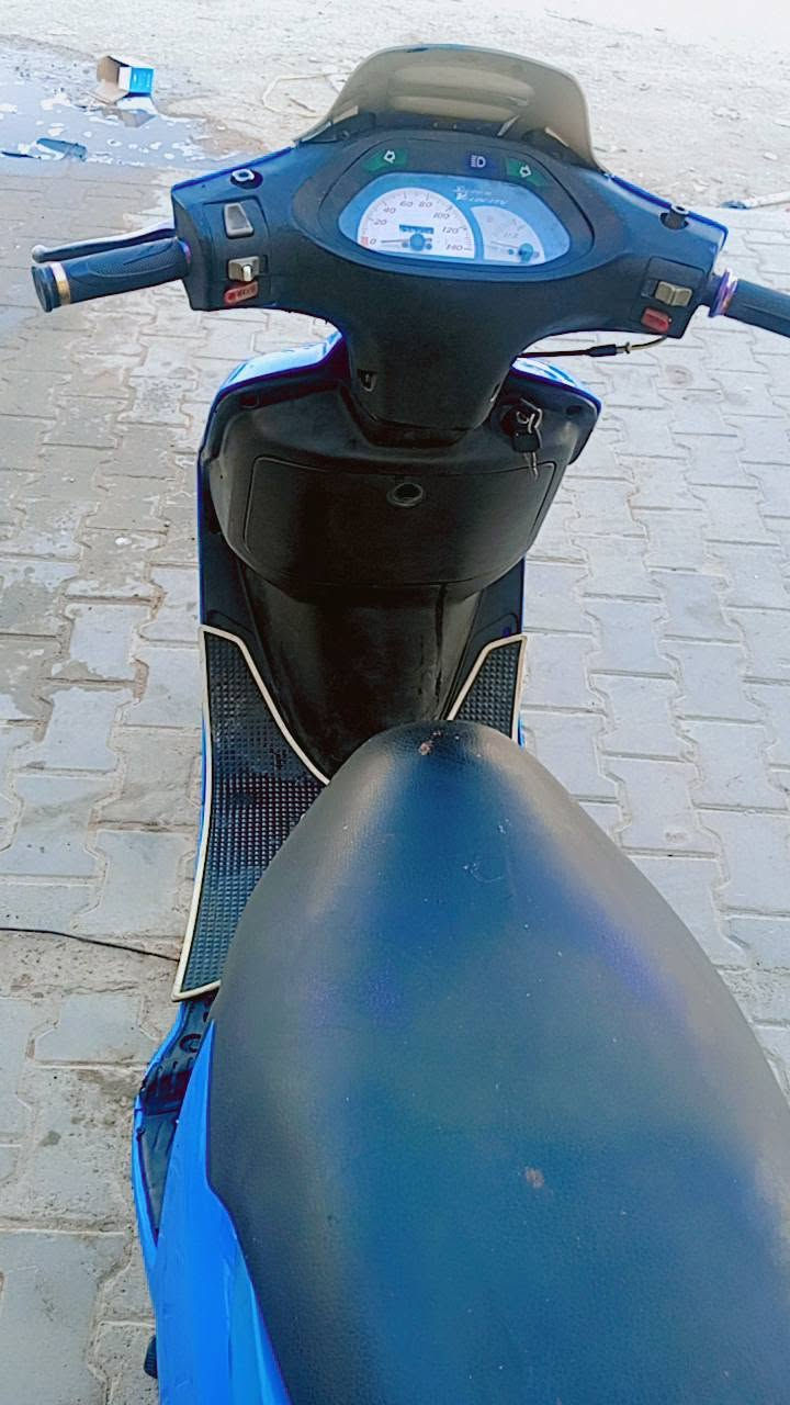 للبيع فراشه فحل دسك كهربائيات شغاله محرك نهضه ونعومه فول نجف حي العسكري كبل سعر 400موبايل ***********
