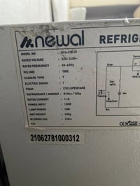 ثلاجه • ٧قدم • نظيفه