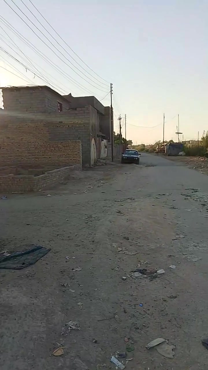 سلام عليكم بيت مساحه 230 ركن ع شارعين وجه ع شارع ريسي خدمات كامله خطين ماء  خطين كهرباء المكان قرب السيطره الشرطه الاتحاديه مال نهروان الاستفسار ع رقم ***********
