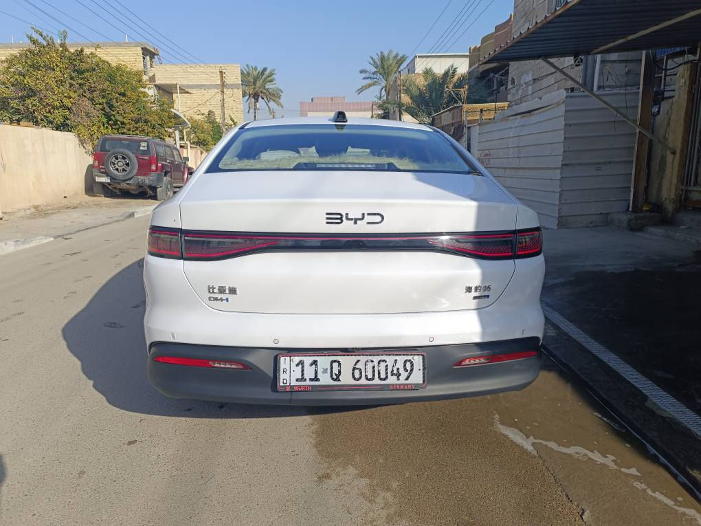 للبيع بي واي دي سيل 05 موديل 2025 
فول مواصفات رقم بغداد باسمي 
13 كاميرا محيطية 360 درجة
قيادة ذاتية تحديد مسار اوتو هولد توقف ذاتي 
كاميرا داشكام بلادية 
لايت ليد بك لايت لد 
مدوشمة ارضية جلد 
مري شفط اشارة بالمري 
نقطة عملياء بالمري الجانبية 
انارة ترحيبية عند الاقتراب 
التفويلة 65 لتر 
والشحن تمشي 55 كيلو 
غراضها كاملة كاعيات مع الشاحنة والكتلوكات 
فتحة سقف سلايد روف 
انارة داخلية ليد 
السعر 22 مليون 
مكاني بغداد حي العامل 
هاتف ***********
السيارة ماشية 5000 كم قابل للزيادة ومكفولة بحالة الوكالة بغداد, العراق
