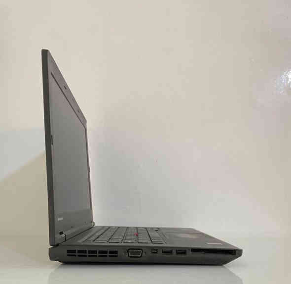 Lenovo ThinkPad L440
مثالي للطلاب والموظفين، للتصفح، المحاضرات، وورد وإكسل، الاجتماعات الأونلاين، والعمل اليومي المستمر بدون أي مشاكل.

---

⚙️ المواصفات

المعالج: Intel Core i5 – الجيل الرابع

الرام: 4GB DDR3 – قابلة للتطوير لحد 16GB

الهارد: 250GB HDD – قابل للتطوير لـ SSD لسرعة أعلى

الشاشة: 14 إنش – دقة HD

كرت الشاشة: Intel 2GB

كيبورد عربي/إنكليزي

🎁 الهدايا
ماوس
ماوس باد
جنطة
شاحن أصلي

ضمان فحص كامل قبل الاستلام
ضمان تبديل 7 أيام ضد أي خلل مصنعي

توصيل متوفر 

السعر:  130 الف

واتساب: 
***********

يوجد موديلات اخرى
