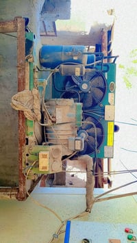 براد للبيع  حاويه الماني  السعر 50 ورقه الجهاز طرحي الماني 07700280430...