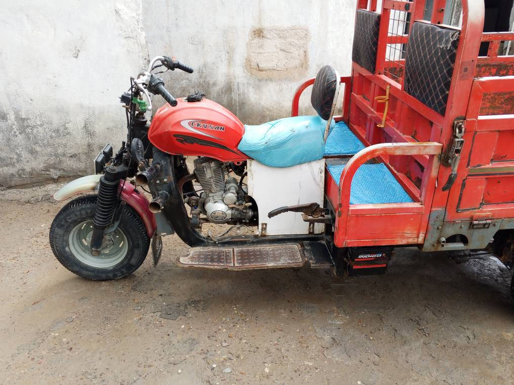 ستوته همر بواب اول اوراق اصوليه البيع عمارة, ميسان


**إذا كنت صاحب هذا الإعلان وتريد حذفه لأي سبب، رجاءا أرسل رسالة إلى الدعم الفني**