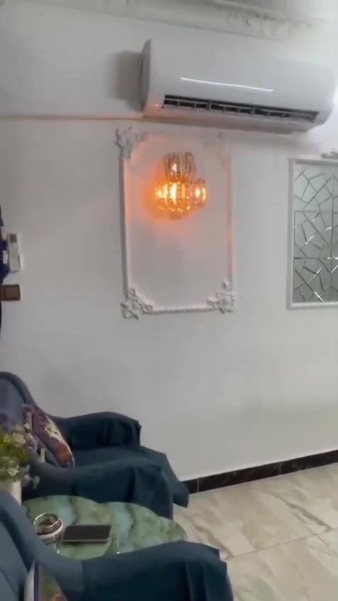 بيت للبيع مساحة ٦٠متر
الطابق الأول أستقبل+مطبخ+خدمات
طابق الثاني غرفتين نوم+ خدمات
طابق الثالث غرفه نوم+ بيتونه
بناء حديث 
استفسار واتصال على الرقم   ***********
