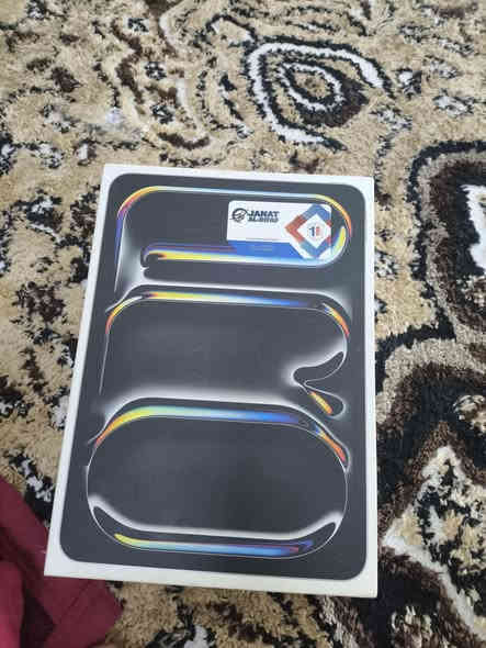 للبيع ايباد 11 برو M4  ..2025 
ذاكره 256 
استخدام لغرض الدراسه لمدة 4 اشهر فقط 
البطاريه 100 % 
ملحقات كامله 
وياه هدية لزكة وحافظه 
السعر مليون و100 وبي مجال 
الجهاز اخو الجديد***********
