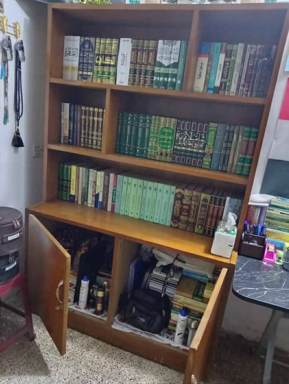 للبيع مكانهن الشعب الجمعيات
مكتبه كتب وخزنه صاج تكمه السعر 120 وبيها مجال 

جربايه مع دوشكها السعر 130 وبيها مجال تواصل خاص 

يارزاق ياغني يا الله


**إذا كنت صاحب هذا الإعلان وتريد حذفه لأي سبب، رجاءا أرسل رسالة إلى الدعم الفني**