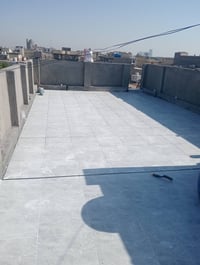 هذا من فضل ربي خلفه سيراميك مصري درجه اولى تسليم مهندس والتزم بالمواعي...