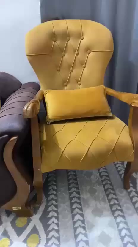 السلام عليكم…… 
تخم تركي نضيف مثل ما واضح بالصور جلد وتر بروڤ سعره 200 مكاني بغداد المشتل ***********
