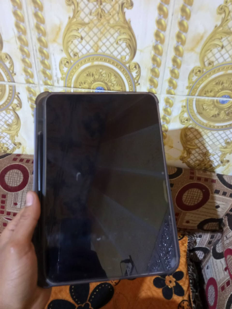 سلام عليكم ايباد  PAD11   ايباد يخبل كلشي شغال بي ذكرته 128 ايباد شخط مابي  سعر 130 وبي مجال مكاني بصره شط العرب  رقم الهاتف  ***********
