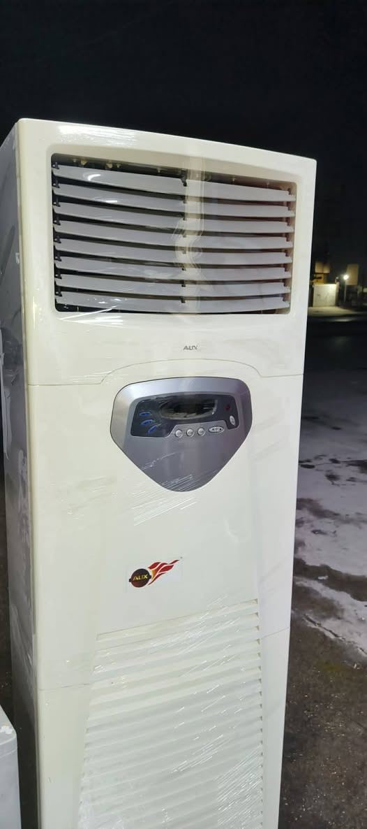 عامودي 3 طن للبيع نوع اوكس بلادي مداخل اي تصليح تدفئة تبريد سعره 700 تبريد ثلج شرط الشغل والضمان اتصال ***********
