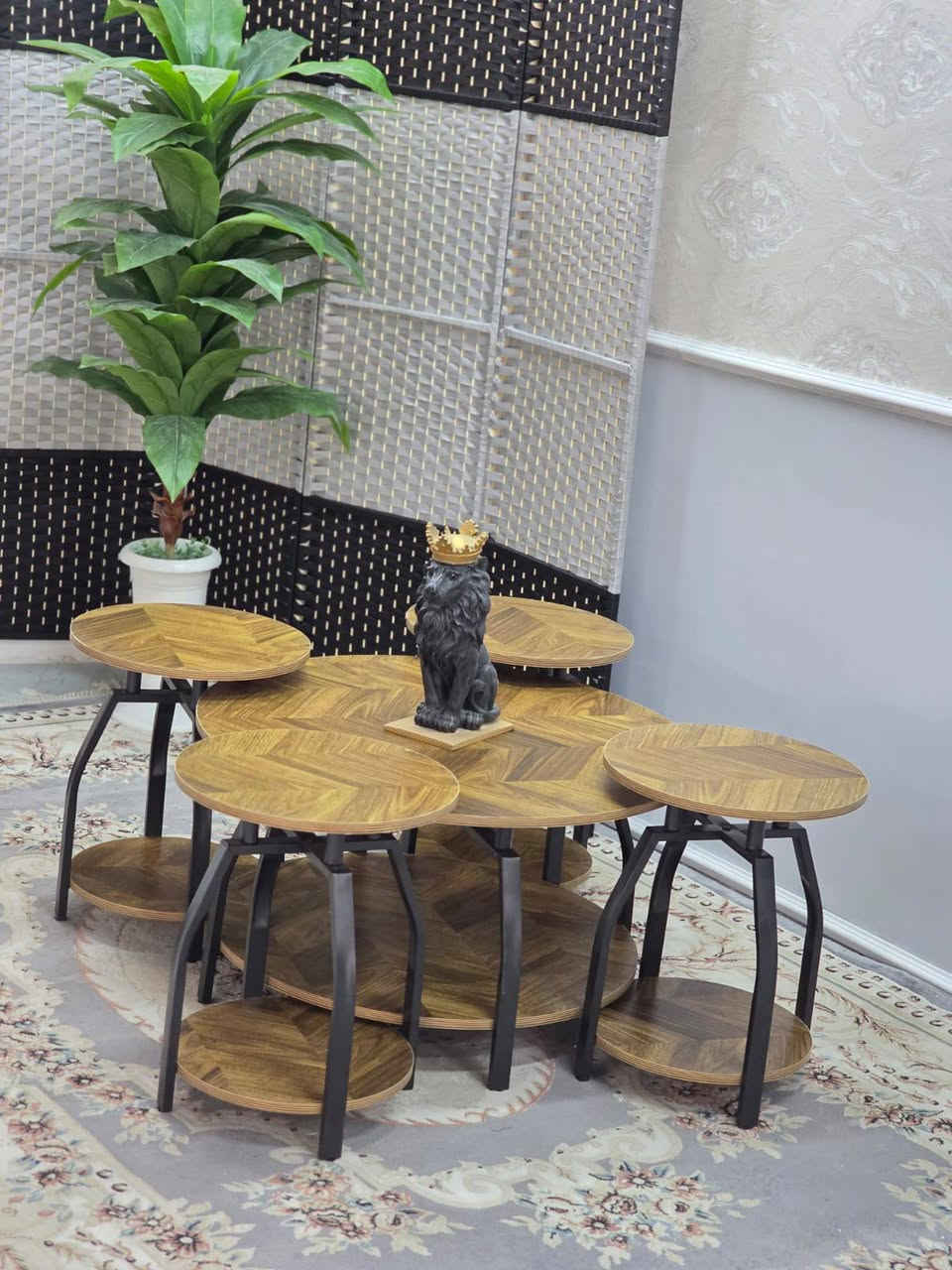 سيت طبلات مودرن موديلات جديده في تصميم عصري جديد وحديث لاصحاب الذوق الرفيع والتميز بيتك ويانه اجمل واحدث الموديلات الجديده 😍😍
منشأ تركي 😍🇹🇷 

للحجز والاستفسار يمكنك مراسلتنا على الصفحه الرئيسيه 
وايضا يمكنك لاتصال واتساب او تصال هاتفي 📞📞
رقم الهاتف ***********

توجد خدمه توصيل كافه محافظات العراق 🚛🚛🚛🚛
