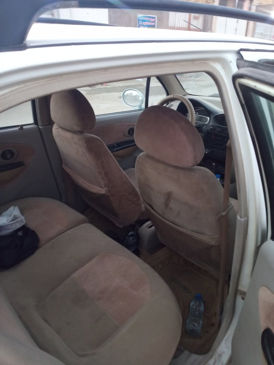 كيو كيو البيع سياره مناسبه وحلوه اتو كير محرك خير من الله موديل 13كهربأيات شغاله رقم الدولي الجديد السعر 25وبيه مجال وكلشي موجود بسوك***********
