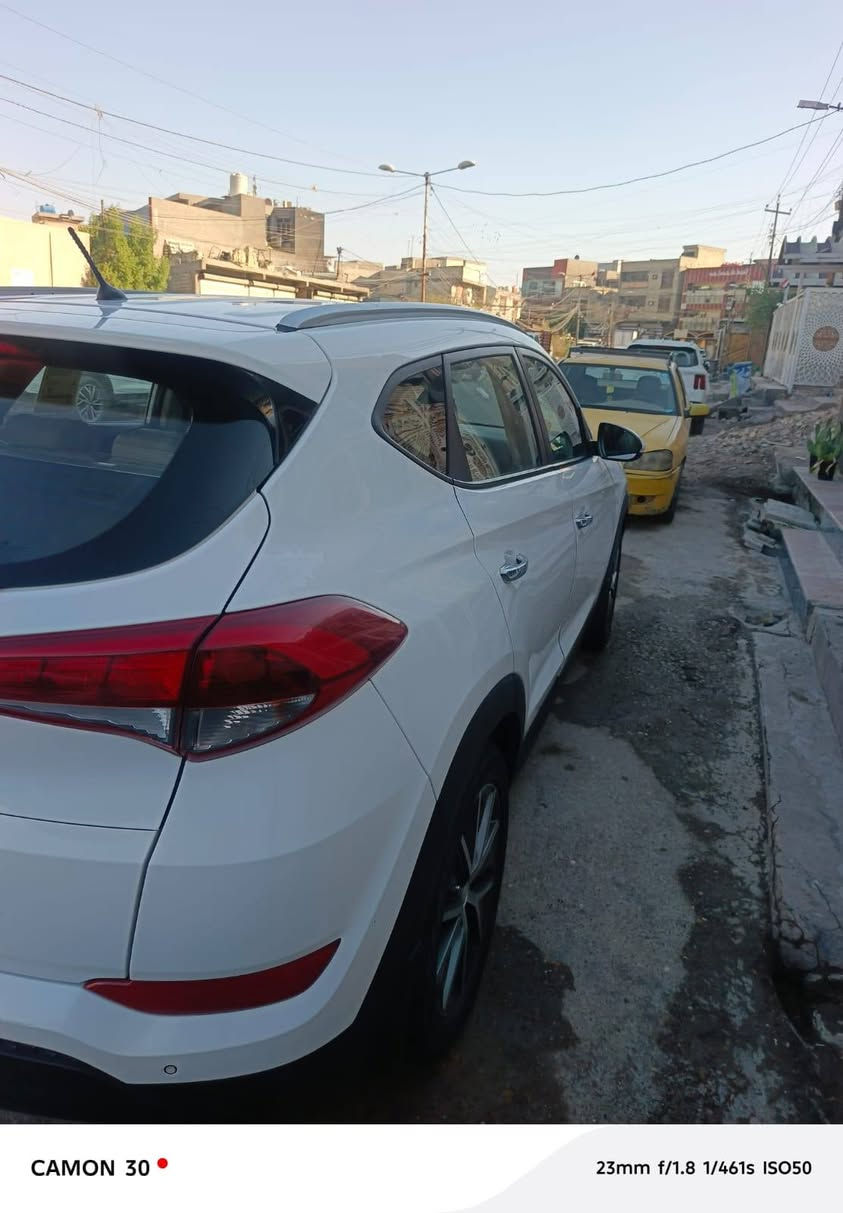 توسان مديل ١٧ قطرت صبق وبارد مابيهه بس خدوش تحكم ستيرن يسره ويمنه اشاير بل مري جامات شفط مري شفط كير ومحرك ما مفتوحات ماشيه ١٤٠ بغداد بسمي السعر ١٧٠ وبيه مجال حك الجيه سايد برك بلرجل


**إذا كنت صاحب هذا الإعلان وتريد حذفه لأي سبب، رجاءا أرسل رسالة إلى الدعم الفني**