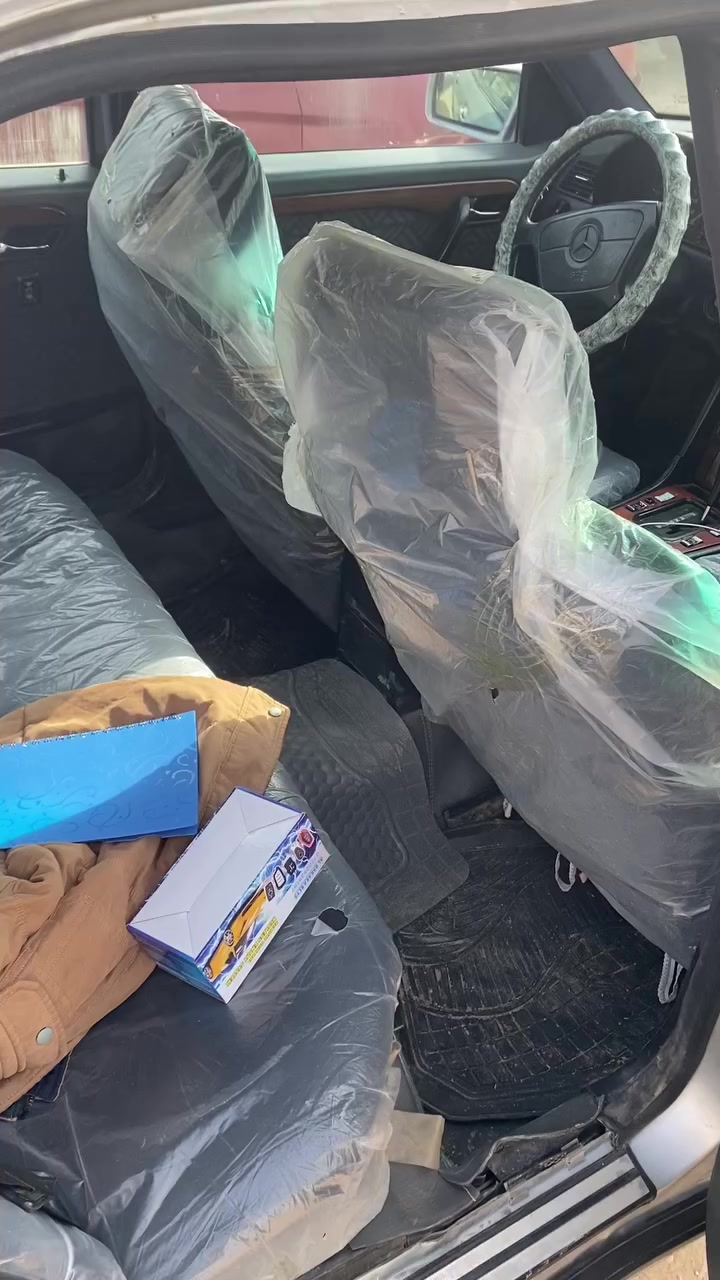 مارسدس c200 موديل 92 مكينه 2500  تبريد شغال
تخم تاير قبل 10ايام شاده 
باتري جديد 
كهرباء كلها شغاله 
سياره خير من الله. 
رقم سليمانيه 
سنويه ساقطه تحويل تريد وكاله 
سياره كدامك صدرها الامامي بي نواقص 
مطلوب بلايزر مراوس من ديالئ او بغداد حصرا 
سعرها 43قفل


**إذا كنت صاحب هذا الإعلان وتريد حذفه لأي سبب، رجاءا أرسل رسالة إلى الدعم الفني**