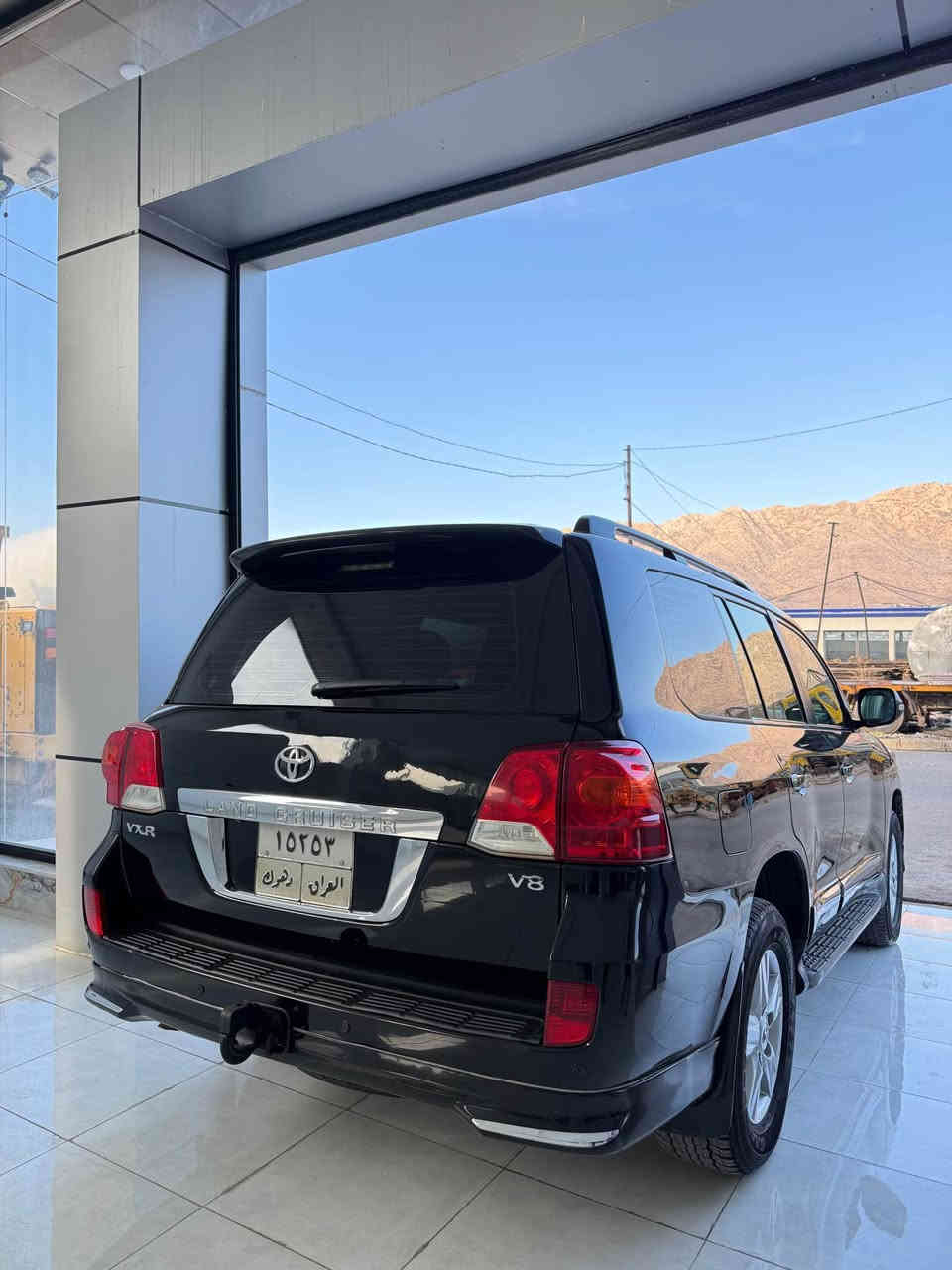 Landcruiser 2013 VXR 8
لاندكروز مواصفات VXR فول 8 بستن 
پارجه ونيف صبخ بي داخلي
310 بريفه جوي كير محرك بشرط
سعر 320 ورقة مجال
*********** دهوك, العراق
