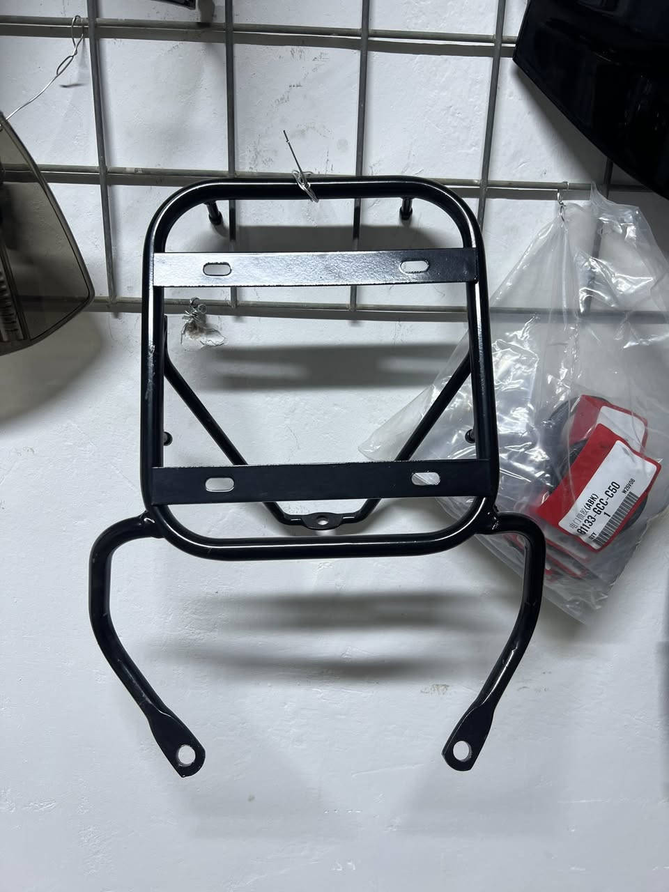 السلام وعليكم تم وصول أدوات احتياطية ماكس 120 +بوليسي ***********
