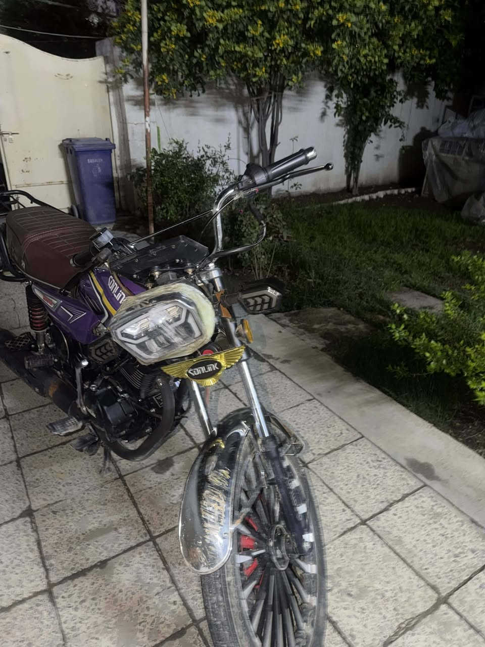 سلام عليكم دراجة سيفان سونليك موديل 25 للبيع💯
... محرك سعة 200cc 🔥⚡
...كفرات نظيفة كلش 💯
... تشغيل بصمة و سويج ✨
...تايرات نظيفة✨
...كفالة عل مكينة 💯💯✨
...بريكات دسك امامي بنز خلفي 🔥
... المكان-بغداد-الاسكان-خلف مستشفى الطفل✨✨
...الرقم:*********** موجود واتساب🎺✨
---ملاحظة: نقصها شاشة متقرة بس عداد بانزين. و جاملغ امامي مضروب.مازدة ضوة.🔥🔥🔥
ملاحظة2:الدراجة مكلوبة💯 ✨
