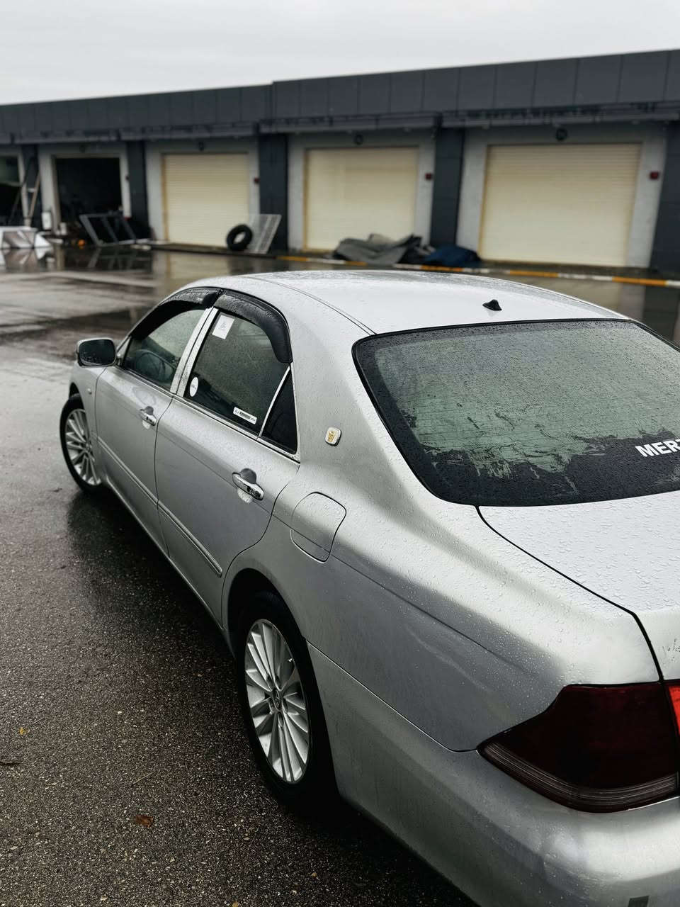 سەرەتا بەناوی خوای گەورە
شاهیینە براوە براوە 
٢٠٠٥ 
ناوزەرد 
٢ دووگمە
١٨٢  
پیشی کراوە بە سپۆرت 
سەقف شوشە
کامیرا 
بەشەرتی گێڕ و مەکینە و ئەکسل 
شوین سلیمانی 
*********** 
***********
٤١ گەڵا قفڵی بۆ معامەلە تەلەفوون مەکە 
گۆرینەوە ناکەم بەس فرۆشتن
