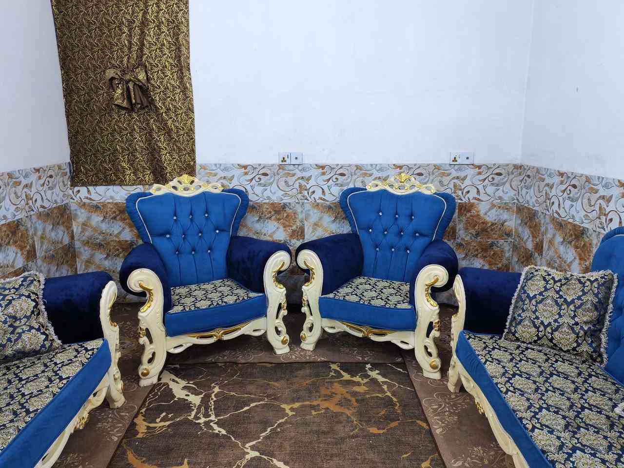 تخم زان تركي 10 مقاعد حيل نضيف مابي اي ضرر السعر 475 العنوان كربلاء بدايه الأمن الداخلي *********** يوجد توصيل داخل كربلاء
