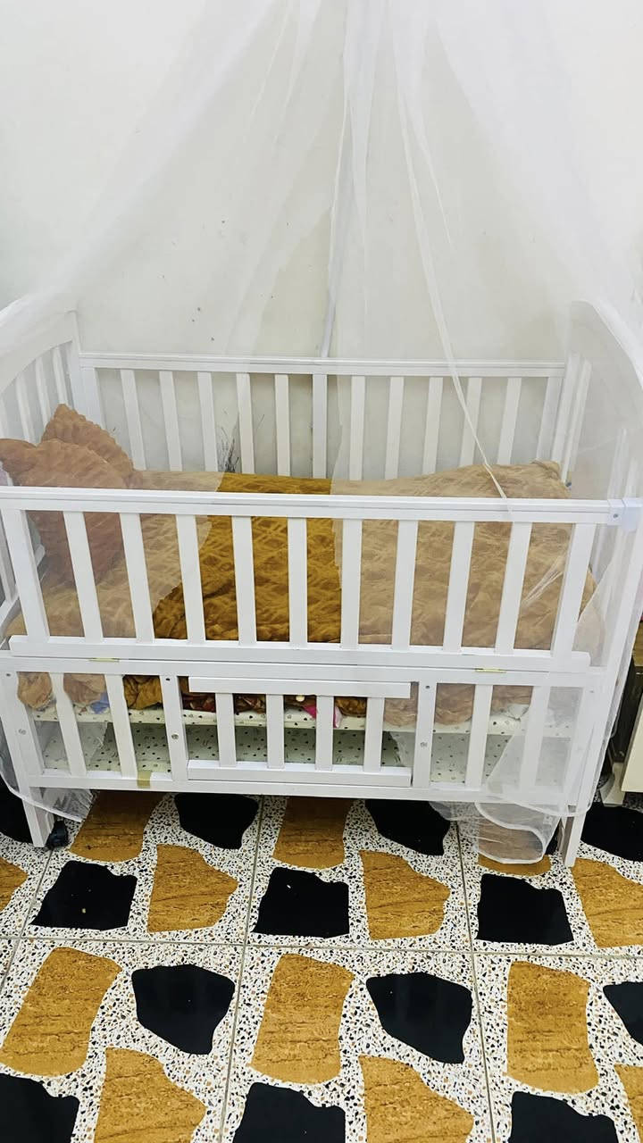 عندي جربايه طفل موديله حلو ومرتب وكلشي مابيه جديده استخدمت جم يوم وعفته لان بنتي مدتقبل تتعود تنام عليه الي حاب يعلقلي وهاي صورهه اشتريته ب110 ابيعه ب70 الله شاهد مااستخدمت غير مرتين ثلاثه ...


**إذا كنت صاحب هذا الإعلان وتريد حذفه لأي سبب، رجاءا أرسل رسالة إلى الدعم الفني**