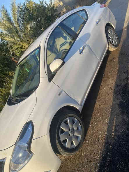 السلام عليكم/ نيسان سني هندي اصلي ابو أبليته زركه موديل 2024 رقم بغداد باسمي سياره كفاله عامه عده صبغ في باب السائق موضح بصوره ماشيه 33 الف السعر 130 وبيها مجال حك جيه مكان بغداد رقم تلفون ***********
