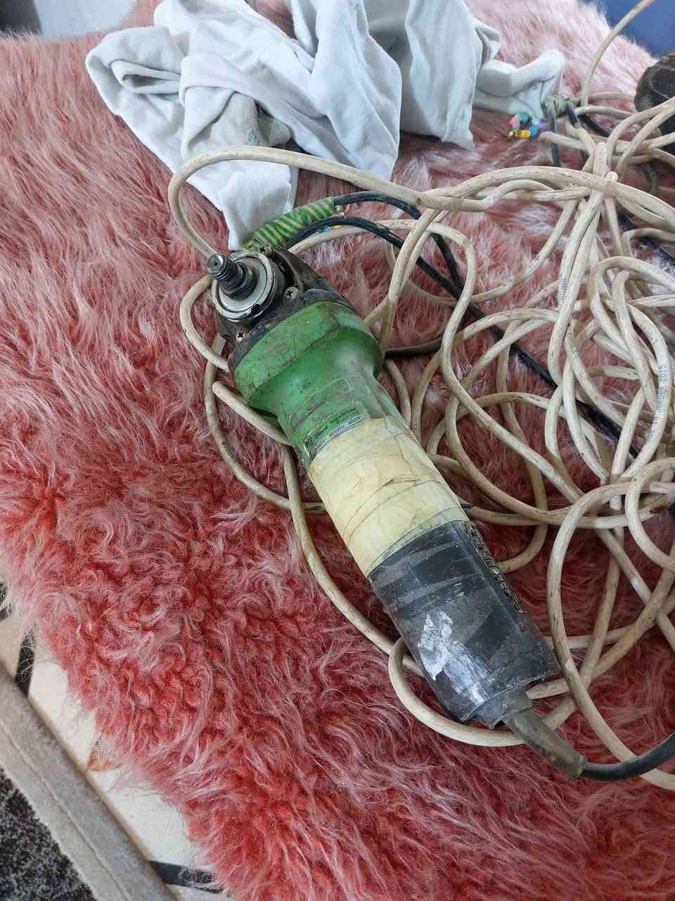 أغراض مستعمله للبيع ***********
