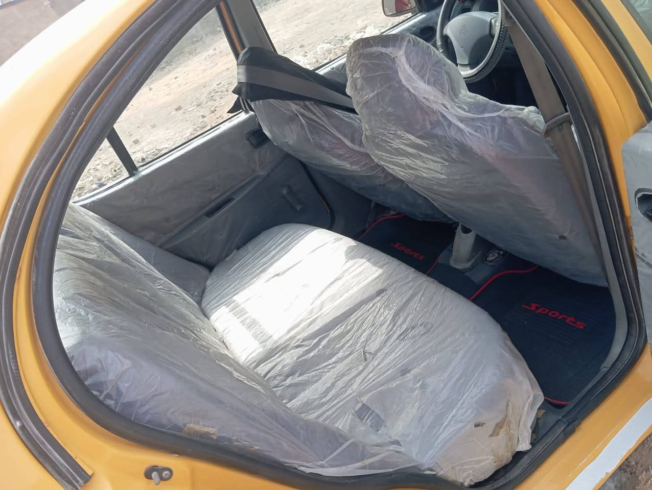 موديل 16 سنويه 27 مكينه كير صدر تخم تاير كله جديد داخلهه جديد شاشه كامره كهربائيات كلهه شغاله نقص كمبريسر ونقص باور ستيرن
السعر35وبيه مجال
‎0772 276 5772
