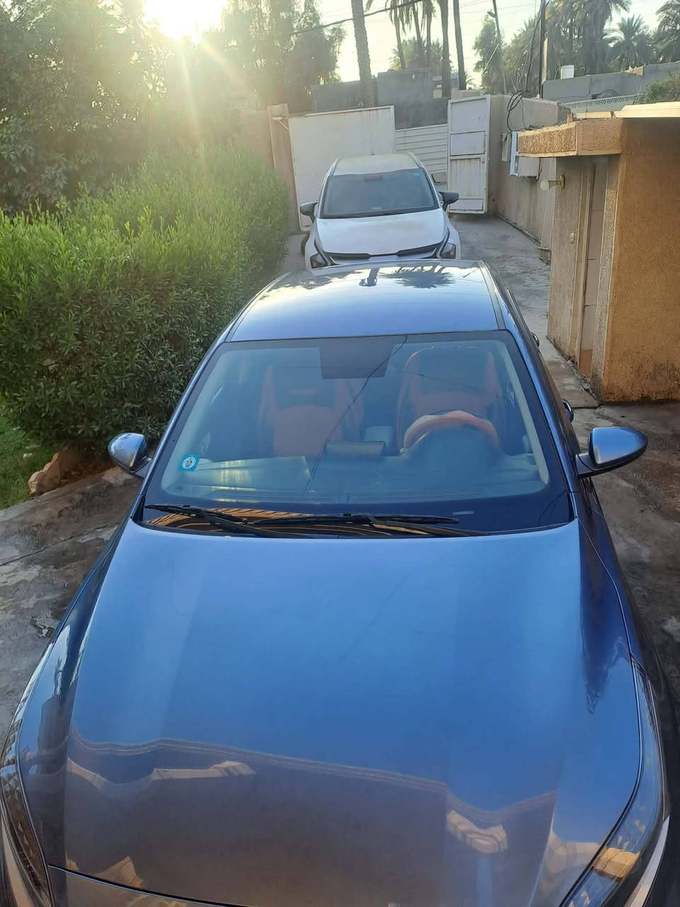 السلام عليكم 🖐🏻
النوع/سيراتو خليجي 
موديل /2023
رقم بغداد 
ماشيه /90 الف 
محرك 1600 
شاشه كبيره 
داخل رياضي 
السياره يوجد فيها قطعتين صبغ صغيره 
السعر / 150$
للاستفسار / ه‍ ***********
 🤍
