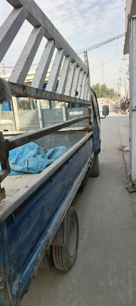 السلام عليكم كيا فونتيرا للبيع موديل 99 مضروبه باب صفحه عكس سايق مبينه مثل مواضحه بصوره كهربائاتهة كامله كلشي مابيهة صدر نص عمر مكينه نضيفه بس بدايت نفخ جاهزه لسياره السعر ٤٠ وبيه مجال المكان بغداد البياع الاستفسار ***********
