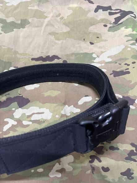 يالله 
محزم بلاك هوك اصلي جديد غير مستخدم حجم (M)
تواصل خاص او واتساب  ***********
يوجود توصيل 🚚
