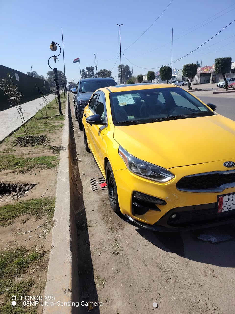 السلام عليكم فورتي مديل 2020 فول واحد عل واحد بيه بس الهلال مكينه كير صدر تبريد كله مكفوله كفاله عامه تخم تايركفاله مداور ثاني يوم العنوان الحبيبه الرقم *********** شاشه كامره تحكمات ستيرن لدات ترحيب كشن كهرباء بدون دواخل شرط الفحص حالوبه فقط السعر 128
