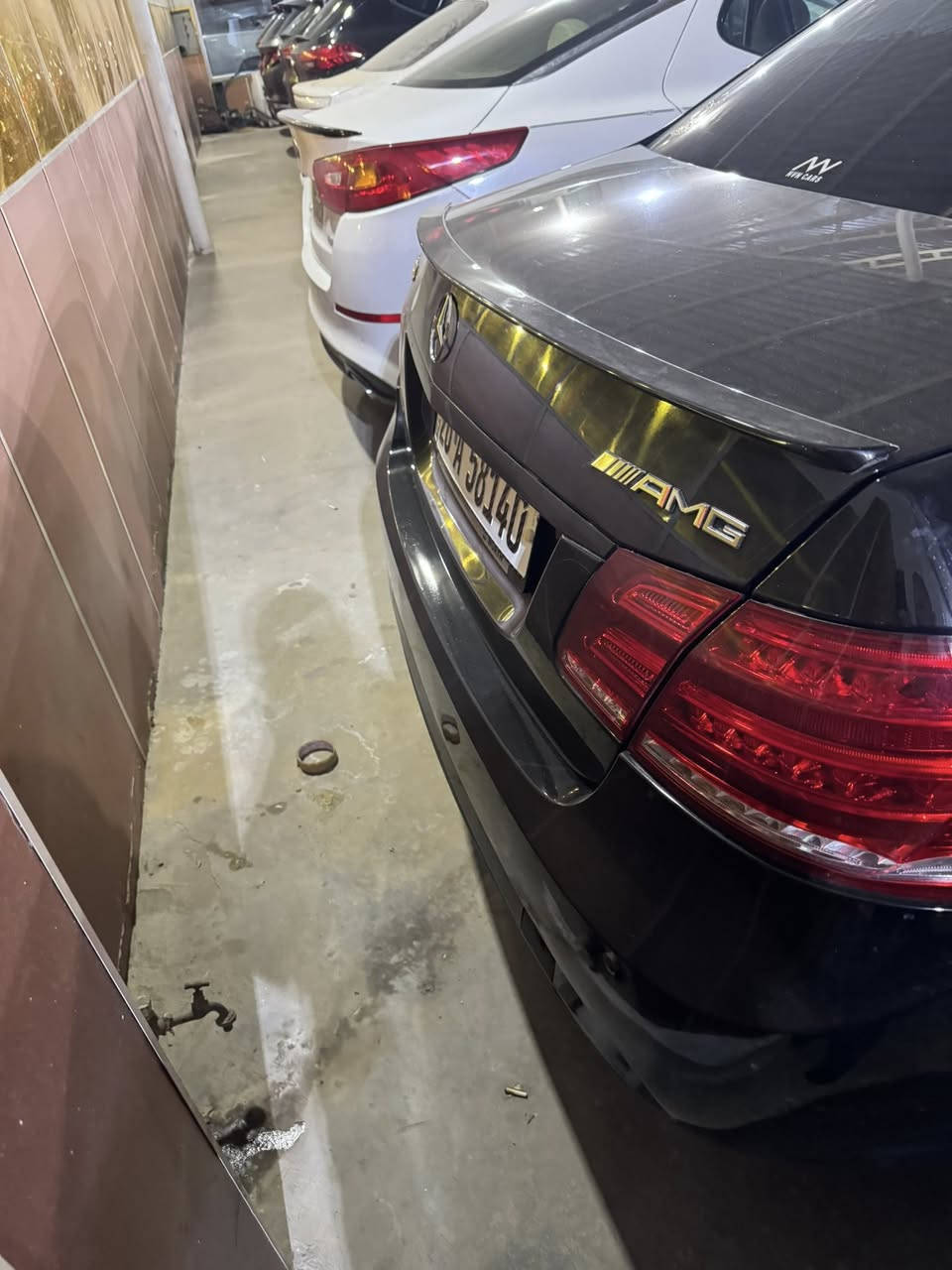 مارسيدس ٢٠١٢
E350 
***********
