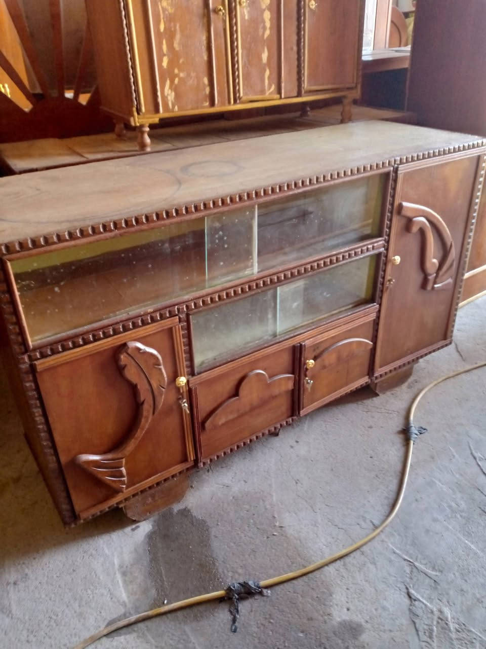 غراض مناسبه للبيع اتصال او واتساب***********
