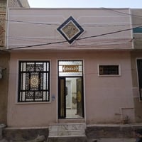 دار 50متر طابق ونصف بناء بلوك قريب للولايه الشارع الي قبل الشبانات سند...