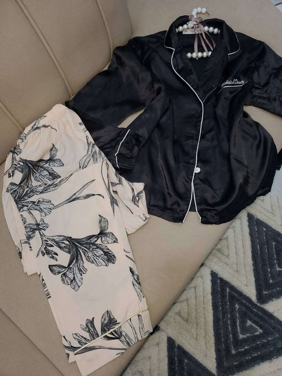 اذا متوصلكم القطع احله من الصور رجعوها بيد المندوب تابعوني✨🫰


**إذا كنت صاحب هذا الإعلان وتريد حذفه لأي سبب، رجاءا أرسل رسالة إلى الدعم الفني**