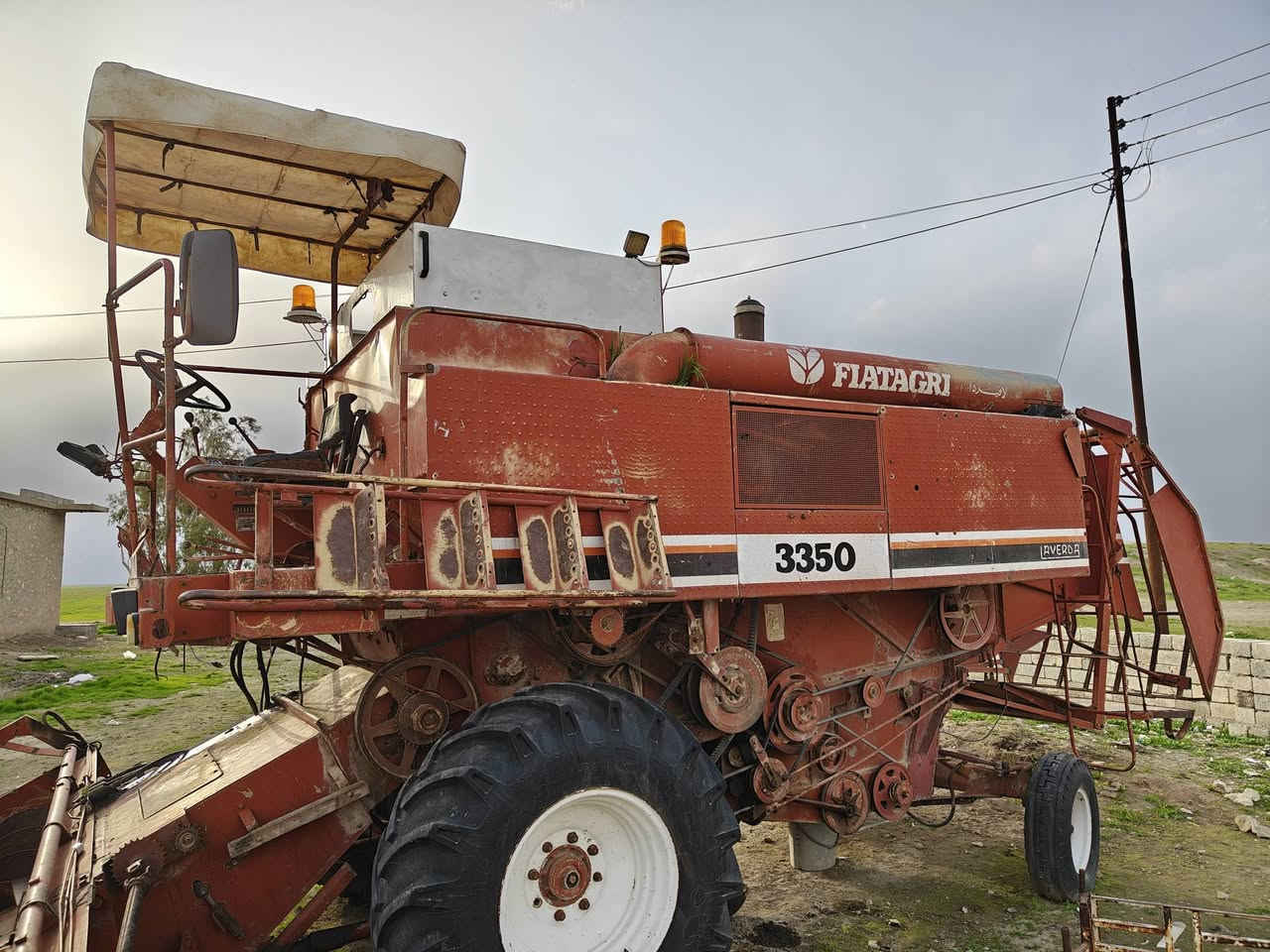 حاصدة لافيردا موديل 85 وضع شركة رقم نينوى للبيع السعر 12 مليون
للاستفسار الاتصال على الارقام
اسيا ***********
كورك ***********
