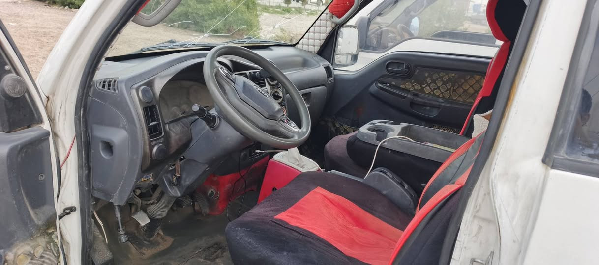 کیا دووتەنی بۆ فرۆشتن مەکینە 2700 مۆدێل 2014 
کێڕو و مەکینەی پاکە دەعمێکی هەیە لە پێشۆ بەر دڵەکەی کەوتە 
 دەرگای سەکنیش زەڕبەیەکی هەیە لەگەڵ دواوەی وە شانسیشی تەقیوە و لەحیم کراوەتەوە سعریشی
 وەرەقەو مەجال٧٥ 
بەناو ناکرێ شمشمل, السليمانية


**إذا كنت صاحب هذا الإعلان وتريد حذفه لأي سبب، رجاءا أرسل رسالة إلى الدعم الفني**