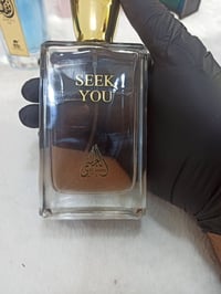 عطر • سيك يو • مستخدم