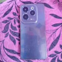 تليفون Infinix HOT 40/ذاكرة 256 جهازحيل نضيف مكان بغداد المشتل سعره 15...