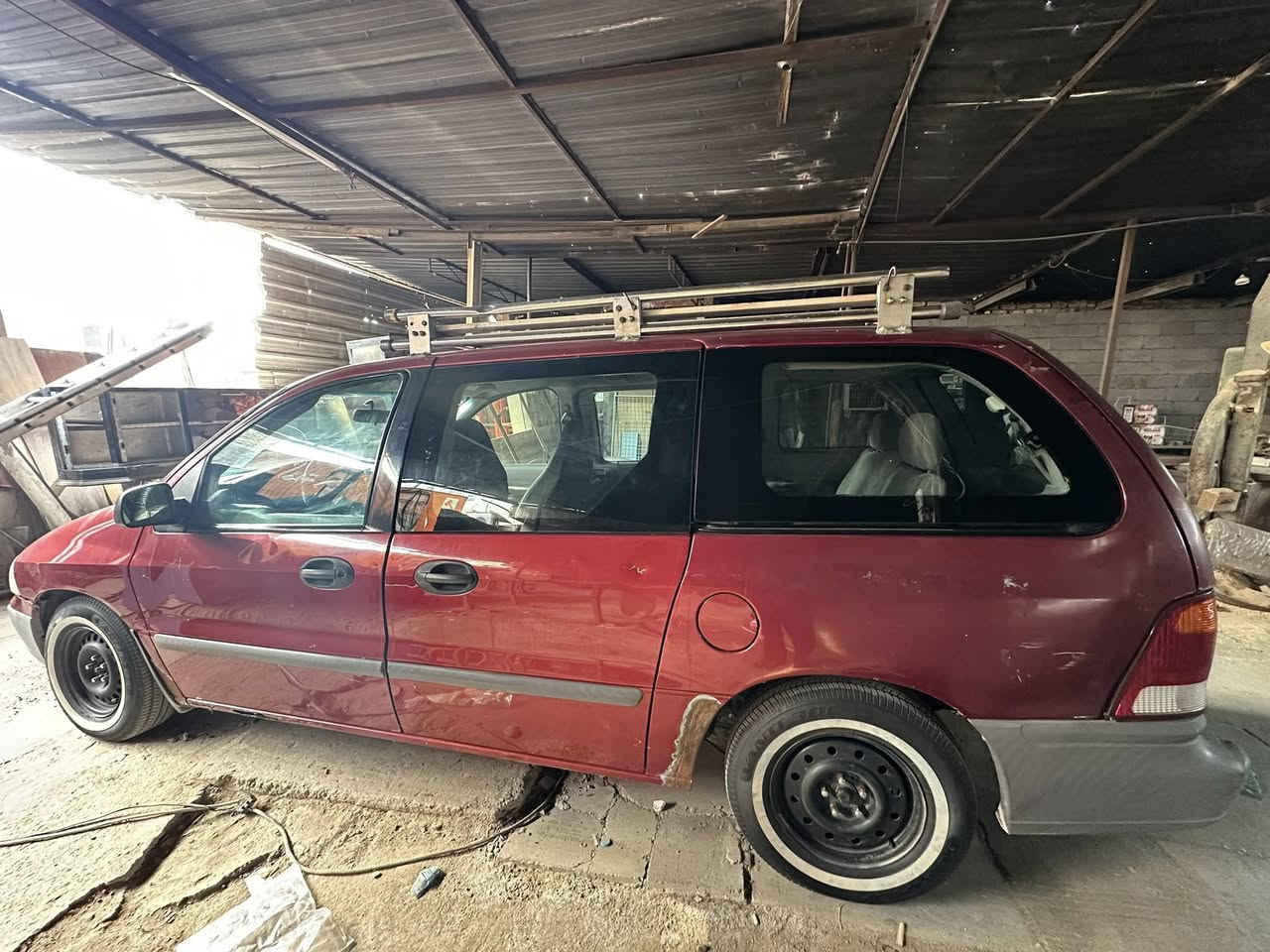 فورد ويند ستار 2002
6 سلندر 
سعه المحرك 3.6 
أوتوماتيك 
بانزين 
وارد أمريكي 
لوحه السياره الانبار خصوصي 
مقاعد السياره 7 
لون المقاعد رصاصي 
من دون اي قطعه صبغ 
رقم الهاتف:  ***********
