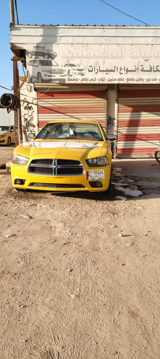 سلام عليكم جارجر موديل 2013البيع 

سياره جاهزه من كلشي مكينه وكير وحداديه واكسل 

السياره ما اذب عليه ربع جاهزه من كلشي مصفره هيئه 

وغرامات بسمي مداور ثاني يوم 

حادثه جاملغ وبنيد وبيه تعمير بل فخذه 

وبيه شويه تعمير بل جاملغ الخلفي 

السعر 120 وبيه مجال مكاني ناصريه قلعه سكر 

الاستفسار نتصل ***********
