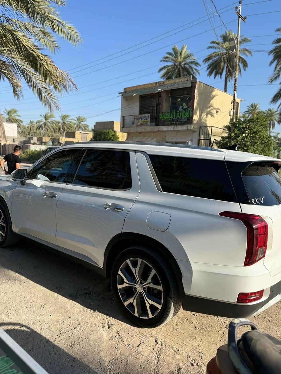 سلام عليكم
هونداي بلاسايد ٢٠٢٢ محرك ٦ سلندر مرقم بغداد جاهز 
المواصفات :- ✅✅
١- كامرات ٣٦٠ درجة 
٢- تحكم ستيرن + قطعتين تبريد 
٣- كشنات vip تدفئة + تبريد كشنات 
٤- جنطة كهربائي 
٥- اوتو ستارت ستوب - تدفئة ستيرن - هاند بريك كهربائي 
٦- بانورما + اربع وضعيات قيادة 
وبعد مواصفات هواي 
السيارة كلين تايتل ضررهة من امريكا مكينة مبدلة فقط 
السعر المطلوب :- ٣١٠ 
للتواصل :- ***********
