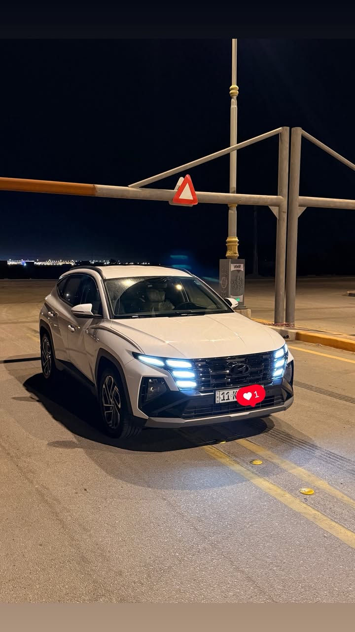 السلام عليكم 🫡 توسان 25 مكفوله حته من الزلغ السياره كارتون رقم بغداد بسمي هزه جديده سنويه جديده ماشيه 21()الف مكان السياره كربلاء وهاذا رقمي وخادم ***********
