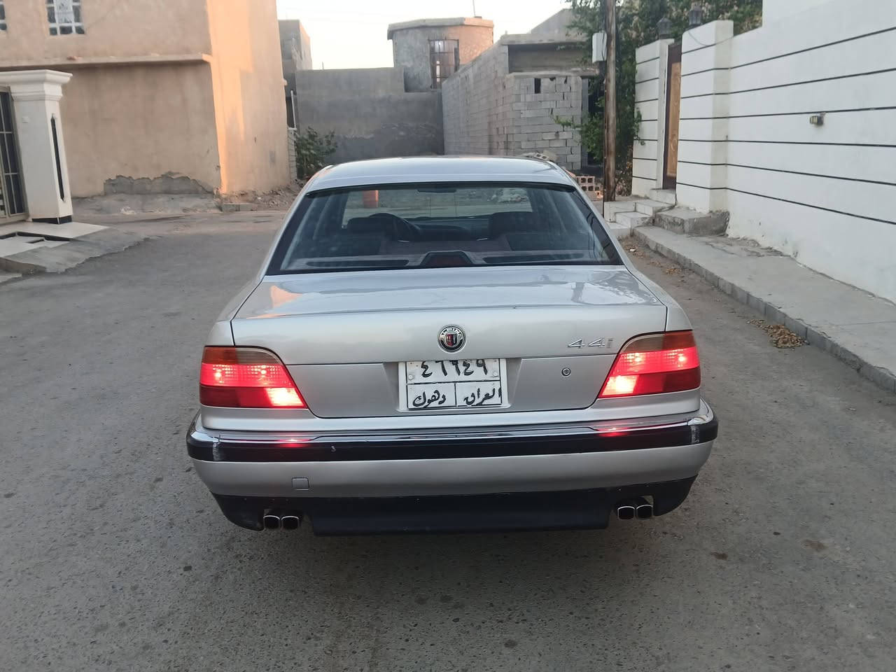كاسح ٧٣٠ اصل ١٩٩٥
صاروخ كامل ٤٤ كير تمساح 
عربانه كامله جديده
منضومه تبريد بالكامل
تانكي بانزين كامل جديد
تخم تاير جديد
صدر امامي جديد
جنطه شفط شغال وبرده كهرباء 
كشنات كهرباء كسار
بجم ٢٠٠٠ زنون بلاد عدسه
سياره شرط التحويل والغرامات  ...
*********** السعر ٨٥ بيع اومراوس باقل
