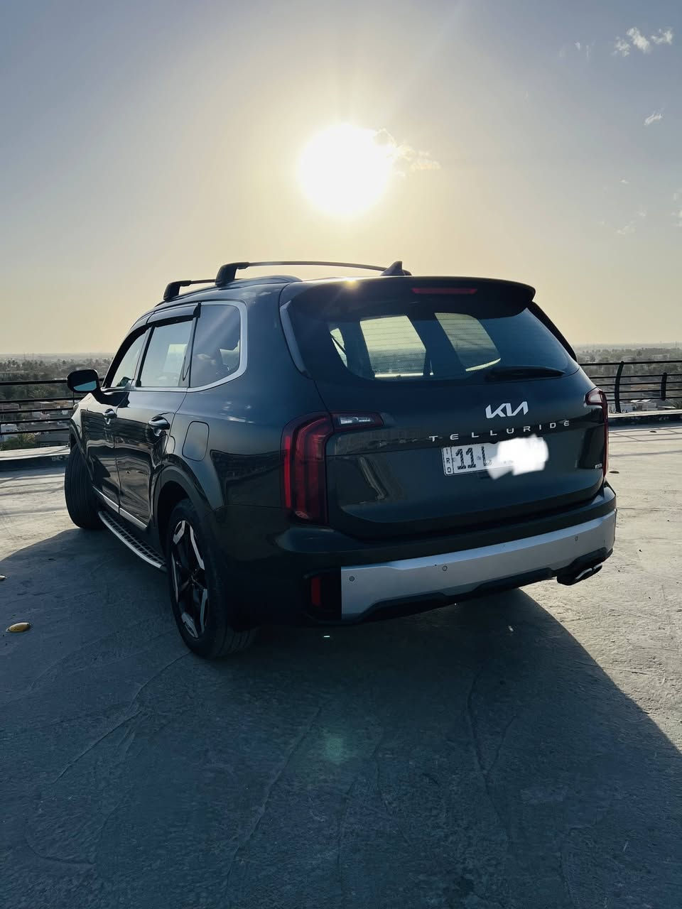 للبيع فقط 320 انسب سعر بالسوك  كيا تيلورايد بيع مستعجل 🔥
‏‎سيارة عائلية فخمة بحالة ممتازة جداً – تصليح درجة أولى
بيع مستعجل
‏‎🔹 المواصفات:
‏‎ 
‏‎ • محرك 3.8L V6 قوي واقتصادي
‏‎
‏‎ • دخول وتشغيل ذكي (بصمة)
‏‎ • عدادات ديجيتال
‏ • Apple CarPlay & Android Auto
‏‎ • كامرة خلفية + حساسات أمامي وخلفي
‏‎ • نظام المحافظة على المسار
‏‎ • رادار أمامي وتنبيه تصادم
‏ • Blind Spot مراقبة النقطة العمياء
‏‎
‏‎ • كشنات VIP  جلد فخم
‏‎ • تبريد وتدفئة مقاعد أمامية
‏‎ • تكييف خلفي مستقل
‏‎ • جنوط رياضية سود قياس 20
‏‎ • 7 ركاب – مناسبة جداً للعائلة
‏‎🔸 اللون زيتوني ع جوزي 
‏‎🔸 وارد أمريكي
‏‎🔸 السيارة نظيفة جداً واستعمال خفيف
‏‎
***********
320 وبيه مجال  بيع مستعجل ‏‎
قابل للتفاوض للجادين فقط
مكان السياره بابل الحله
