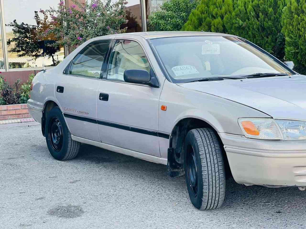 سەیارەیەکی پاکو جوان گێر ئۆتۆماتیک تەبریت لەسلۆری پێبکە کامل بۆیاخ بۆجوانی تەنها  ۱ پارچەی دەعمە کارەبایی کامل مەزبووت ئارمی بەشەرتی ئەولیاتو غرامە چوار جام کارەبا چوار تایەیی تازە زۆر جوان ماوەتەوە*********** السليمانية, العراق
