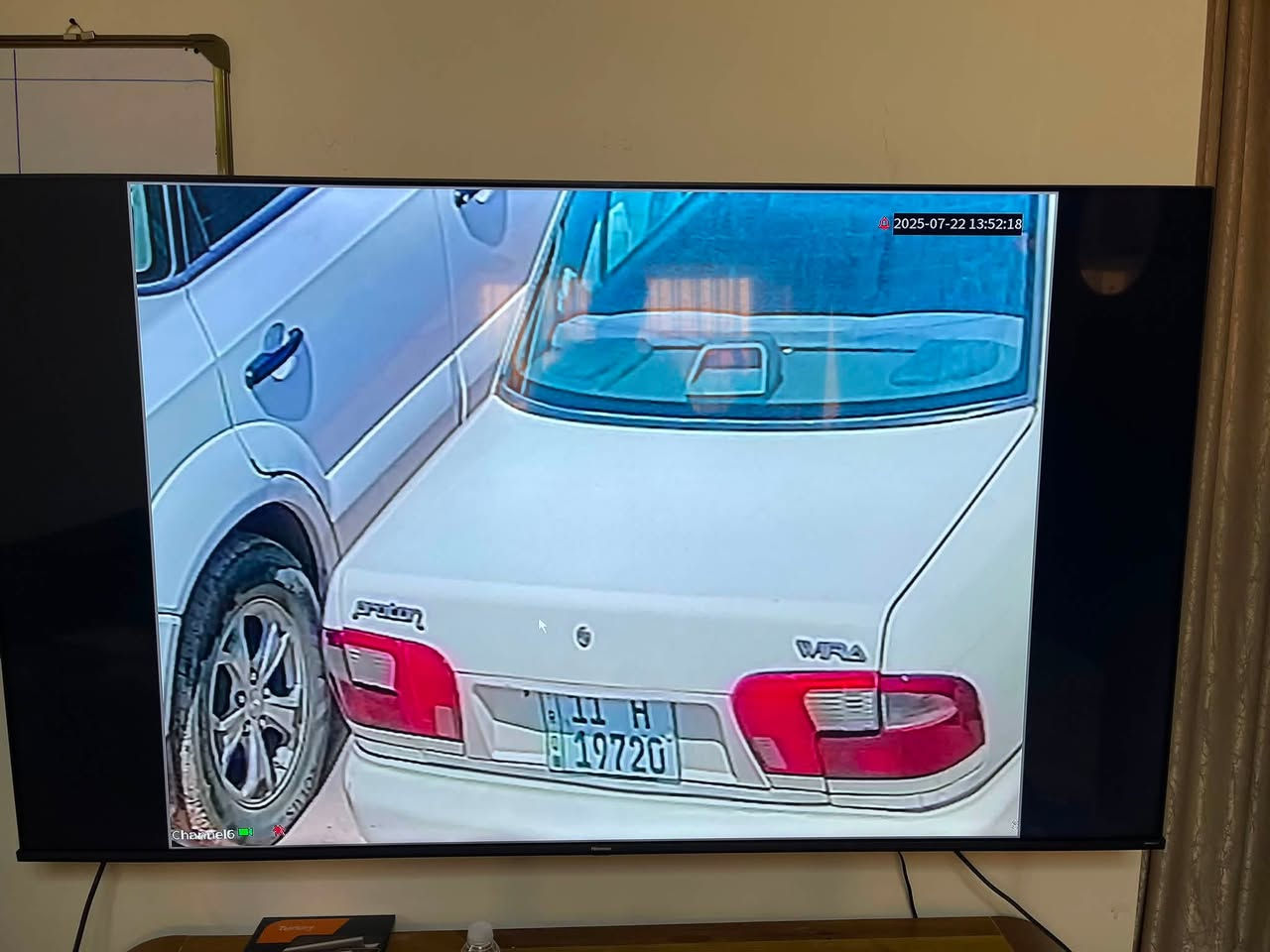 اعمالنا في في حي الجامعة
منظومة 8 كاميرات تجميع بأعلى المواصفات
مع خاصة الذكاء الاصطناعي 

خاصة الذكاء الاصطناعي هي:-
1️⃣ - تصوير اي شخص يصلك قرب المكان بصورة خاصة صوت 
     وصورة ولقطة فديو ١٠ ثواني .
2️⃣-ممكن تحديد الأشخاص المخولين من قبل النظام بعد 
       ادخال بيانات من قبل المستخدم.
3️⃣-تفعيل إرسال صور الأشخاص على الهاتف.
4️⃣- حفظ صورة آخر شخص كان بالموقع قبل فقدان او 
         سرقة جهاز وإرسالها على الهاتف

منظومة دهوادقة 5 ميكا فول كلر صوت وصورة 

📌المواصفات
🔺8 كاميرات دقة 5 ميكا فول كلر صوت وصورة دهوا اصلي
     دبل لد ( تصوير ليلي نهاري ملون حتى بدون انارة)

 🔻ديفيار 8 جنل دقة 5 ميكا نوع دهوا يشغل كل انواع 
      الكاميرات ويدعم تسجيل الصوت مع تصوير الوجوه 
     والتعرف عليها بالذكاء الاصطناعي 

🔻هارد 1تيرا اصلي .

🔺كيبل رولة 250م مسلح ونحاس ومقاوم كافة الظروف الجوية 

🔺جهاز يو بي اس نوع ليثيوم اصلي يشغل منظومة الكاميرات 
     مع منظومة الانترنت ٣ ساعات حقيقي ويعتبر جهاز حماية 
     ومنظم فولتية وتلغي كافة المحولات

🔻بوكسات عدد 8 خاصة بالكاميرات لحماية الفيش من 
     الرطوبة والعبث وتعطي شكل لائق للكاميرات

🔻فيش كامله خاصة بالكاميرات

🔺كيبل اج دي مسلح

🔻ممكن ربط المنظومة على الانترنت وتراقيب وانت باي 
     مكان بالعالم

🔺ضمان سنه حقيقي

🔴لمزيد من المعلومات مراسلتنا على الخاص او الاتصال على الرقم
***********
***********مهندس محمد
