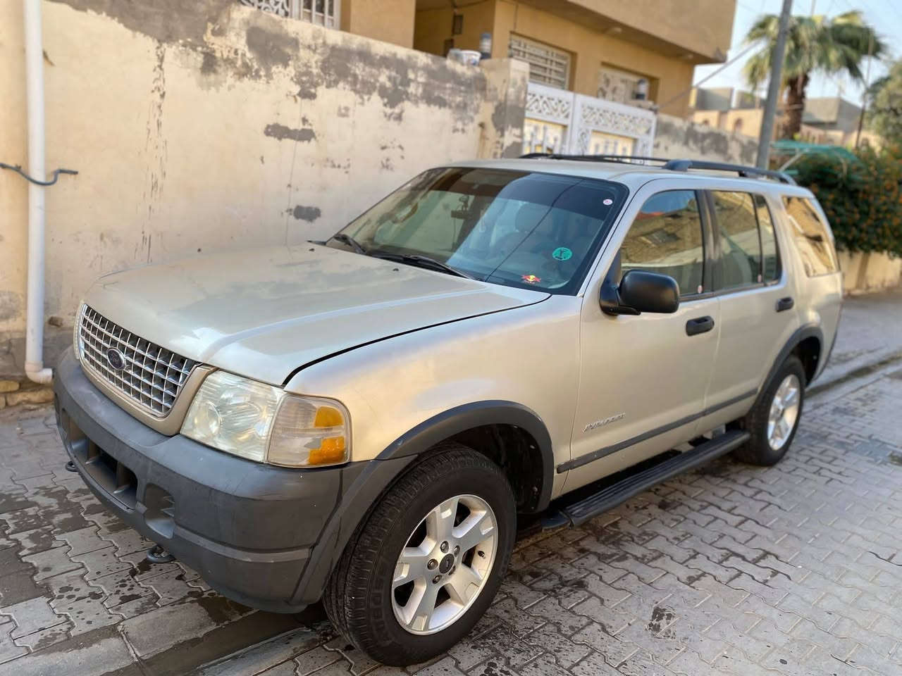 جيب اكسبلور 7 راكب  مديل 2004 مال مزاد الداخليه نظيفه جدن اوراقه كامله 
مراوس اب شبح نظيفه


**إذا كنت صاحب هذا الإعلان وتريد حذفه لأي سبب، رجاءا أرسل رسالة إلى الدعم الفني**