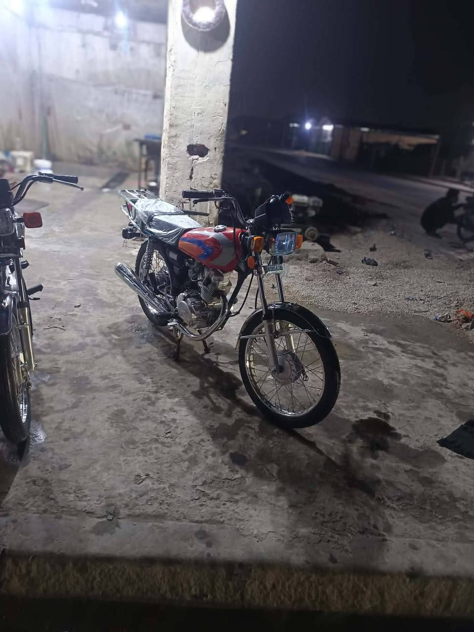 اربعه كير شاصي 16اوراق اصولي تعمير نامه شلامجه جديد فقط المحرك تايكر موديل 23   كربلاء قرب مستشفى الكفيل السعر خاص


**إذا كنت صاحب هذا الإعلان وتريد حذفه لأي سبب، رجاءا أرسل رسالة إلى الدعم الفني**